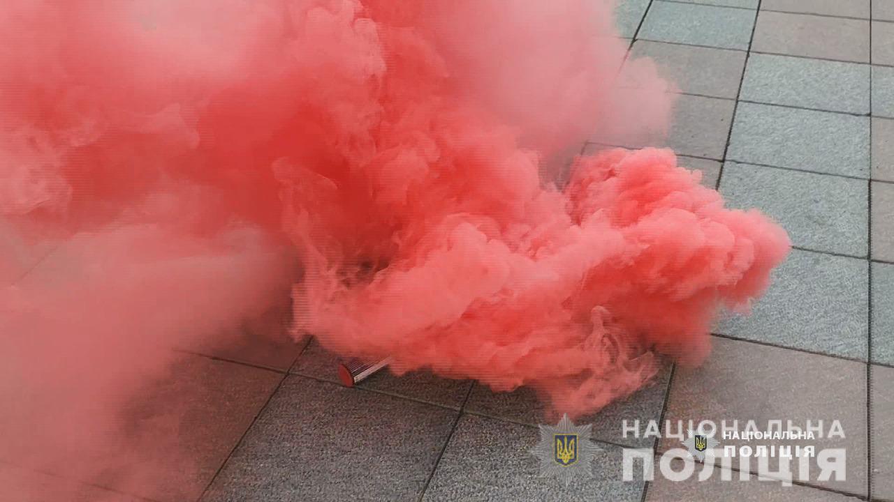 После прайда в Одессе между правокаторами и полицией завязалась потасовка, пострадали правоохранители